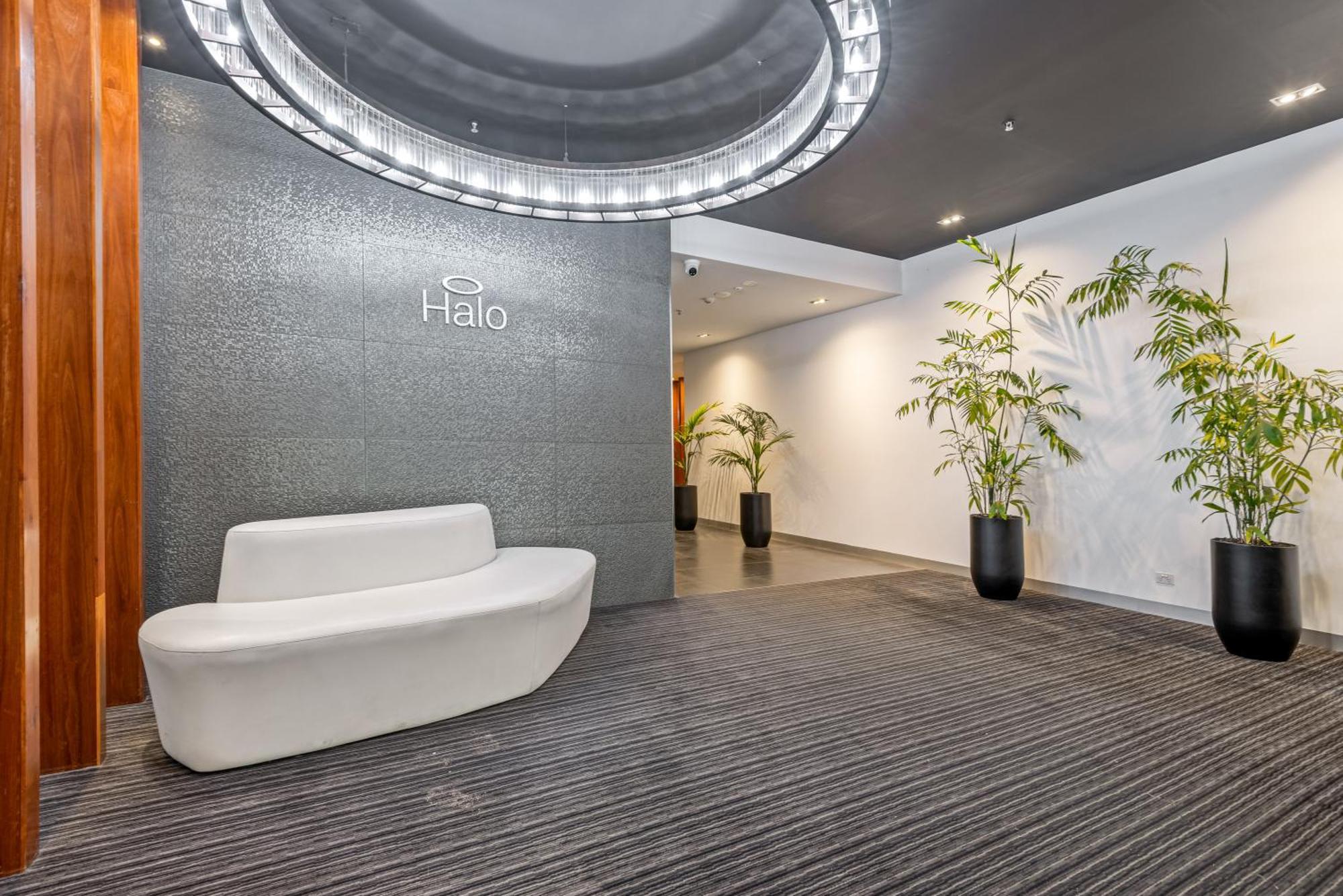 Complete Host Halo Apartments Melbourne Dış mekan fotoğraf