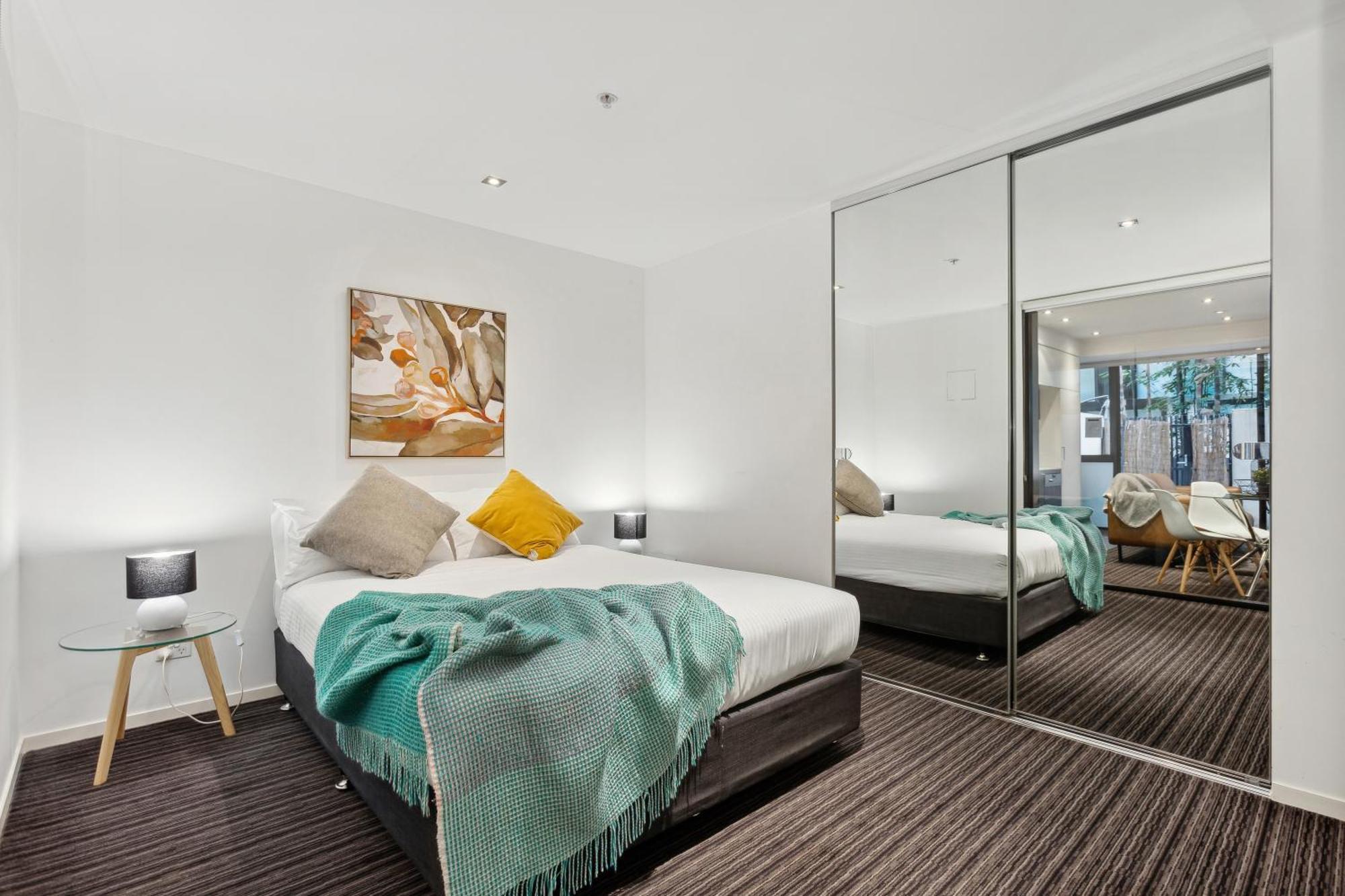 Complete Host Halo Apartments Melbourne Oda fotoğraf