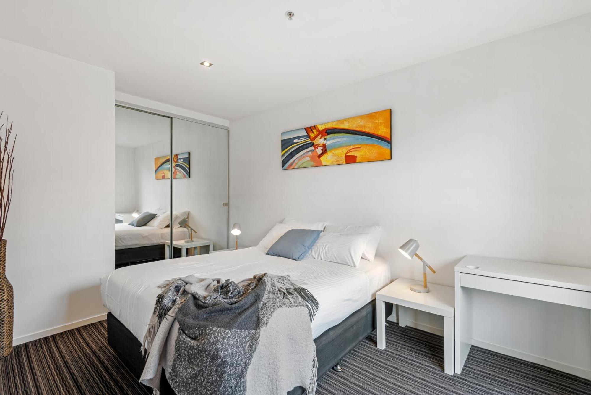 Complete Host Halo Apartments Melbourne Oda fotoğraf
